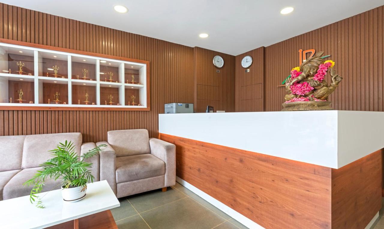 Treebo Jp Residency Hotel Thiruvananthapuram Exterior photo