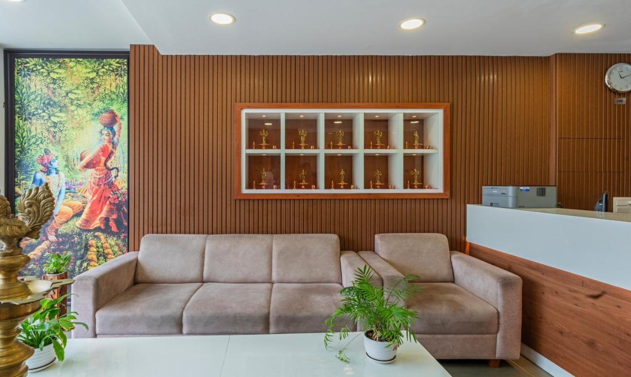 Treebo Jp Residency Hotel Thiruvananthapuram Exterior photo